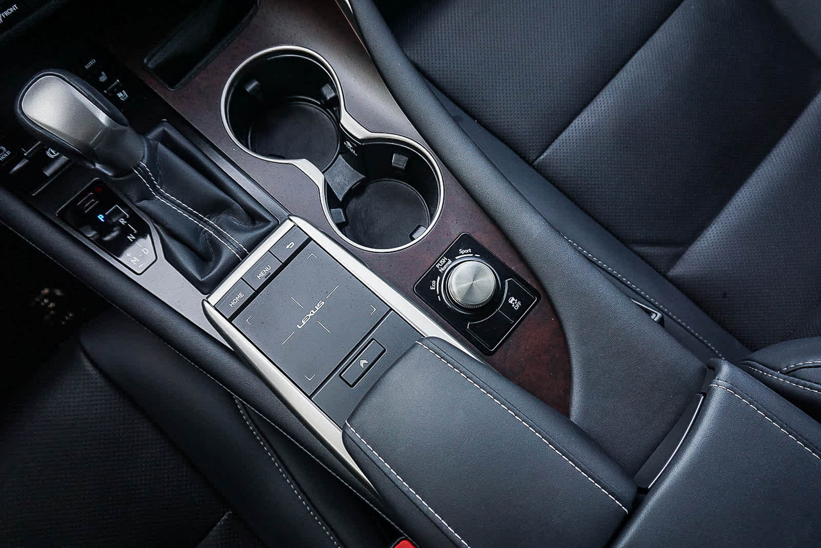 Thumbnail: 2022 Lexus RX - 24