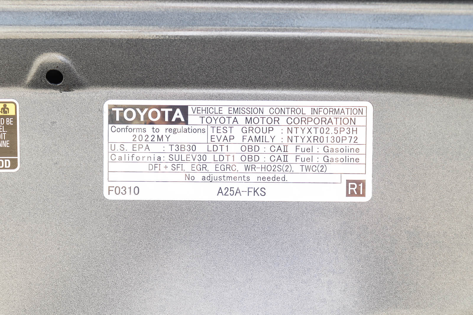Thumbnail: 2022 Toyota RAV4 - 28