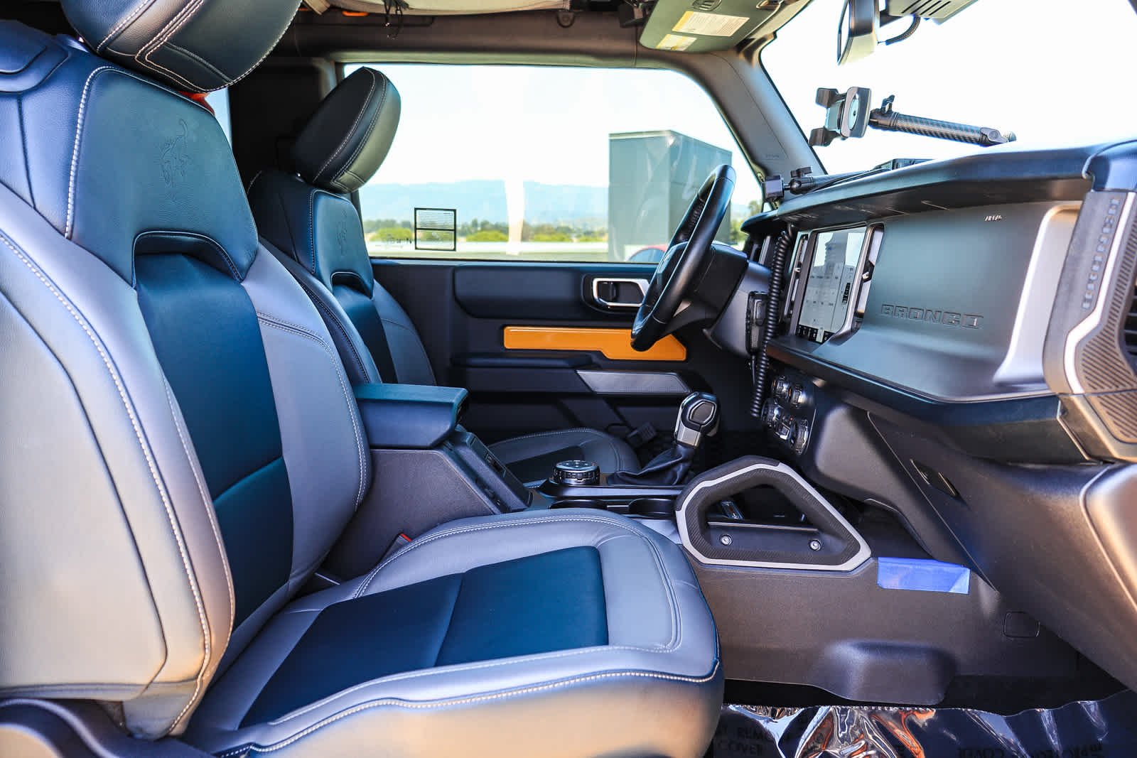 Thumbnail: 2021 Ford Bronco - 14