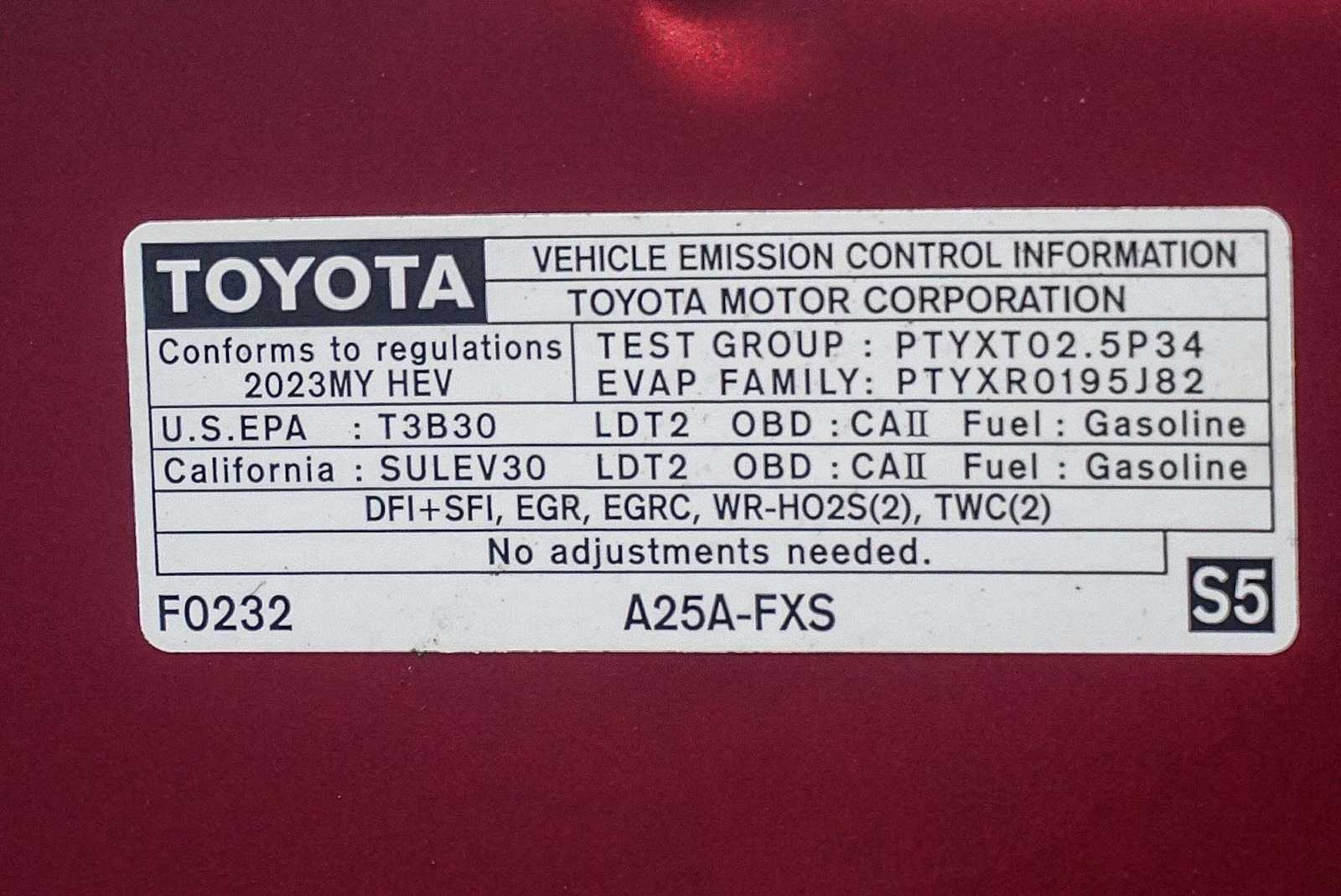 Thumbnail: 2023 Toyota Sienna - 24