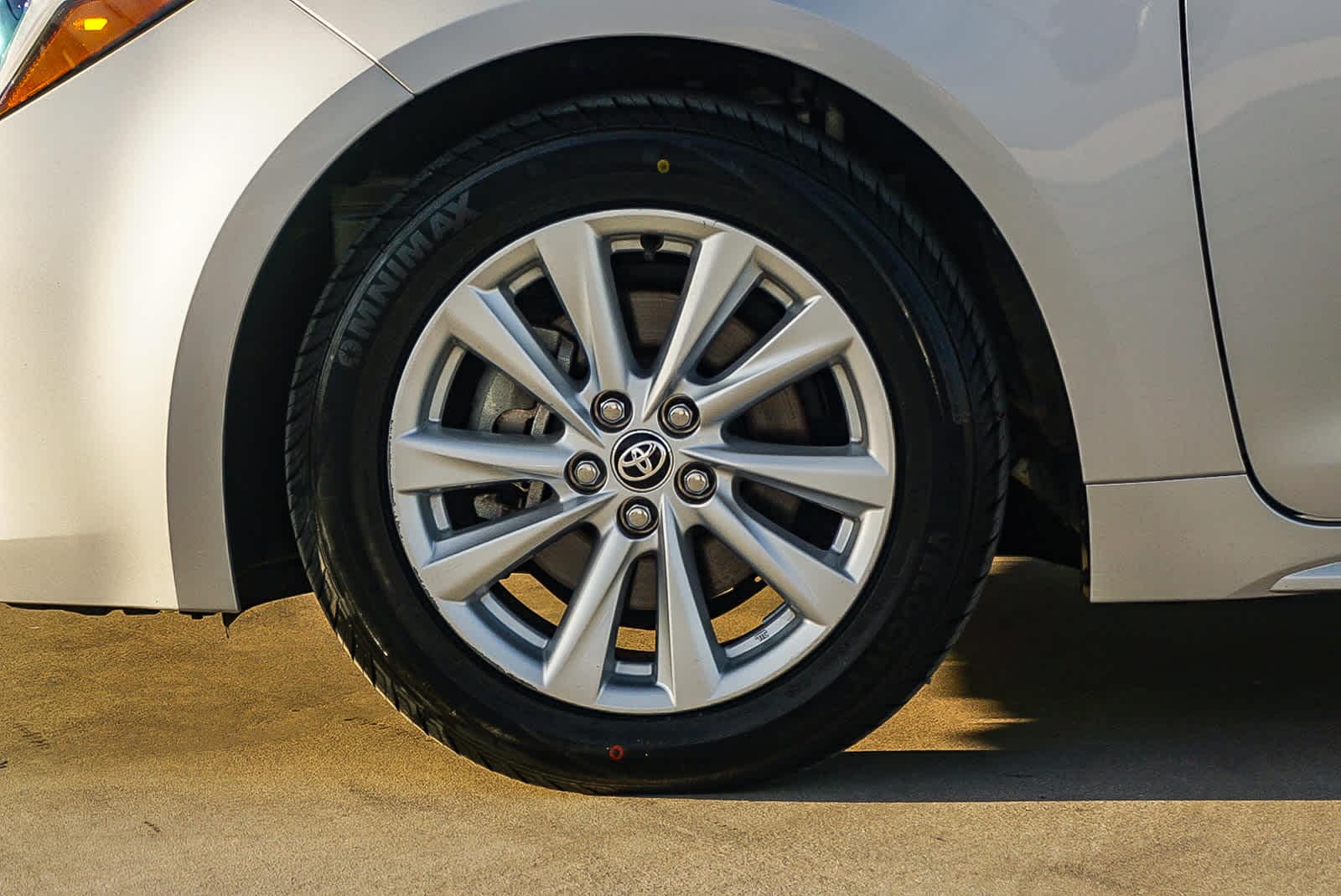 Thumbnail: 2024 Toyota Corolla - 9