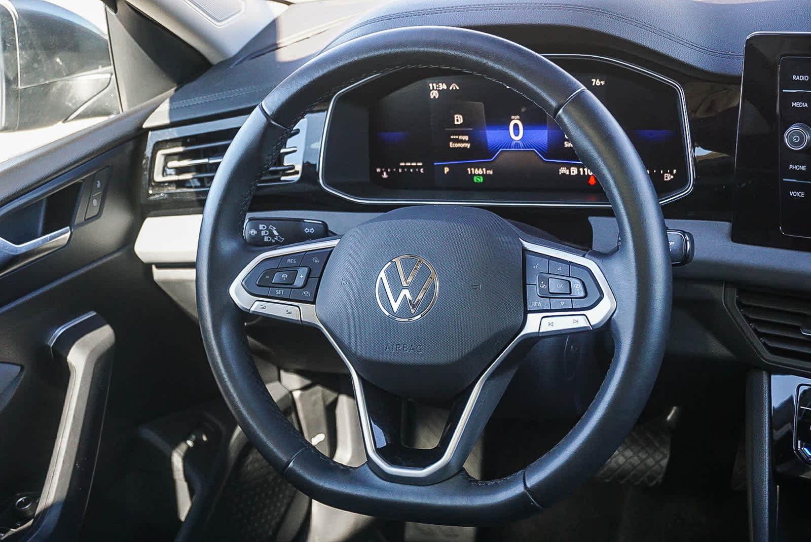 Thumbnail: 2025 Volkswagen Jetta - 16