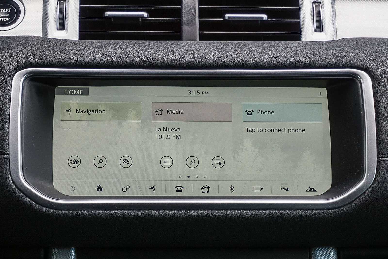 Thumbnail: 2018 Land Rover Range Rover Evoque - 16