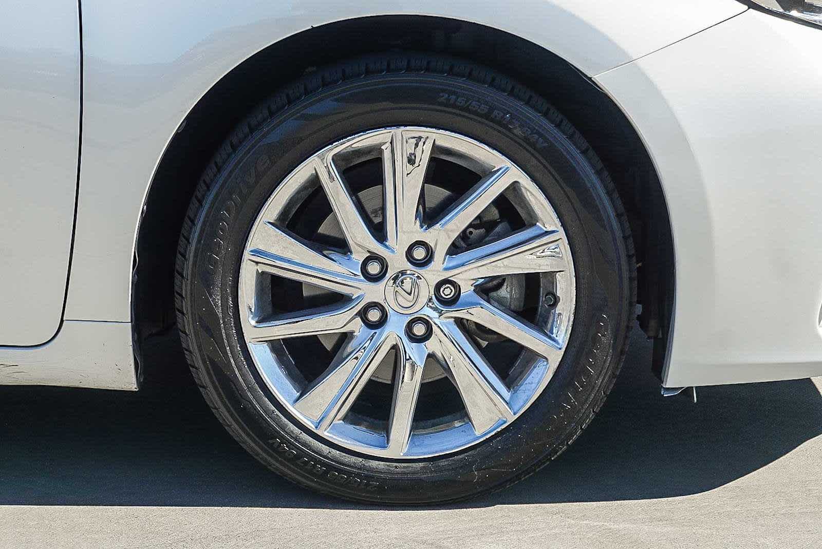 Thumbnail: 2016 Lexus ES - 9