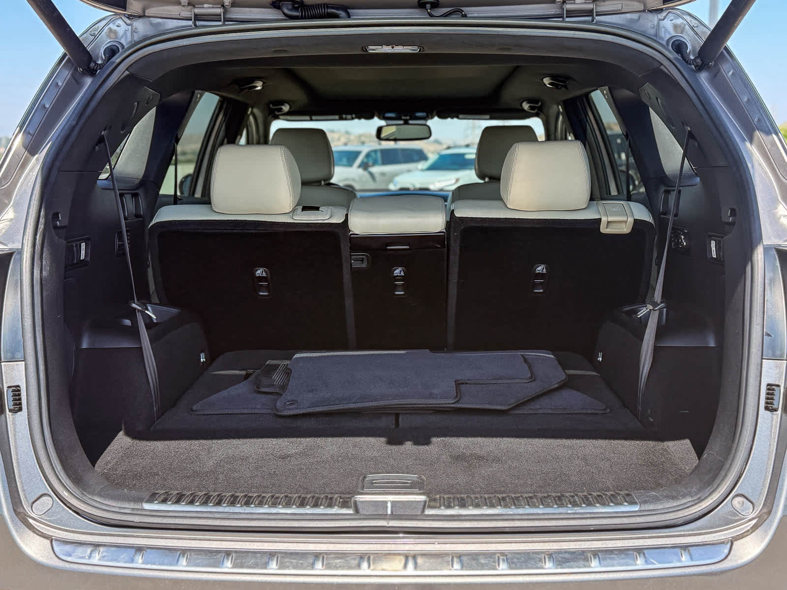 Thumbnail: 2016 Kia Sorento - 27