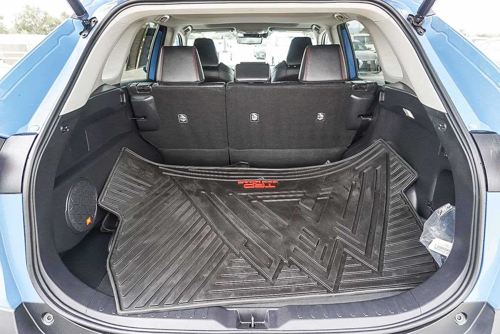 Thumbnail: 2022 Toyota RAV4 - 30