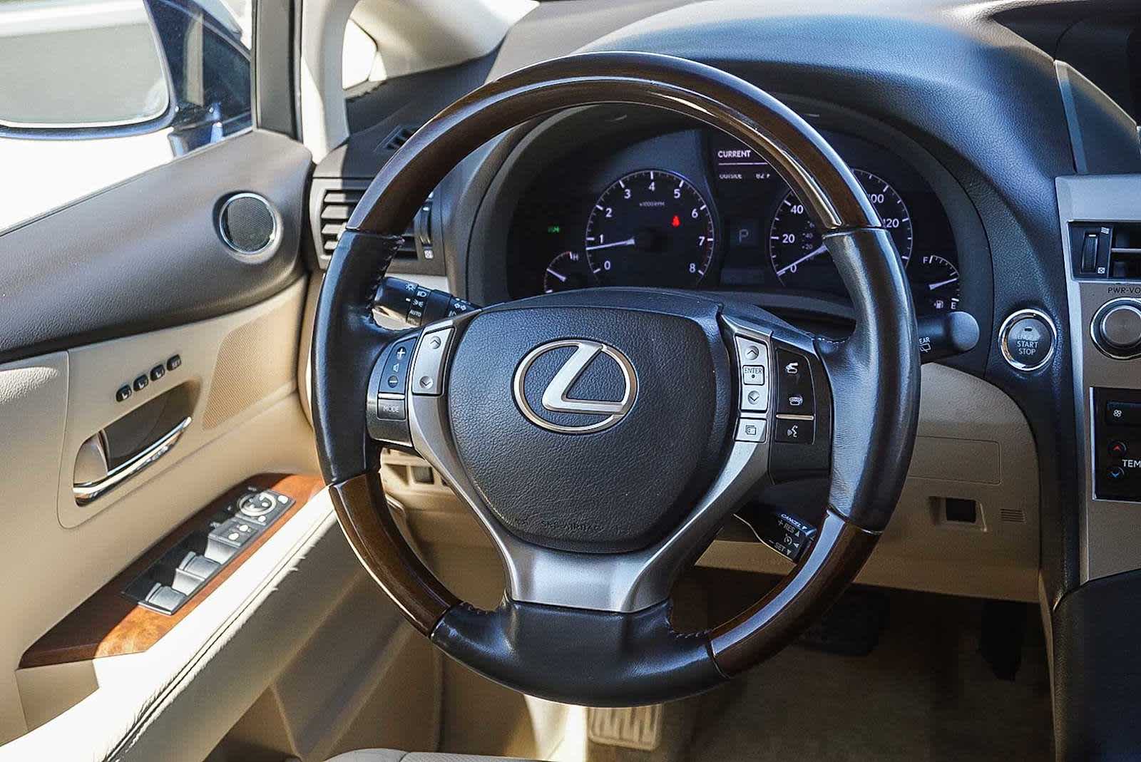 Thumbnail: 2015 Lexus RX - 16