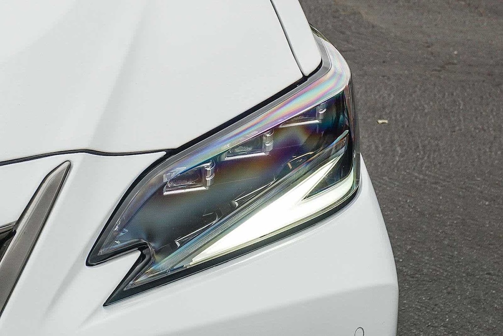 Certified 2025 Lexus ES 300h Base Sedan