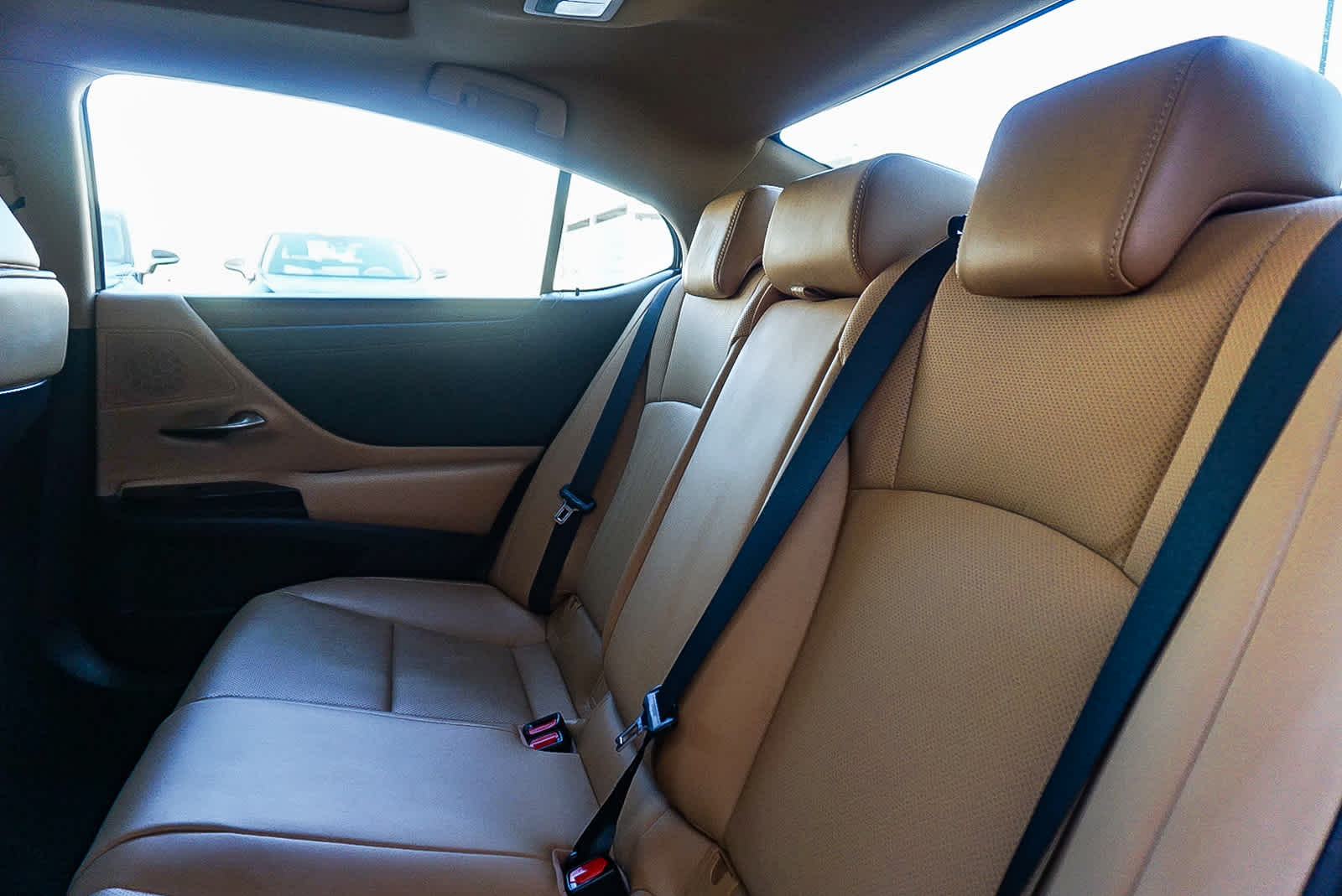 Thumbnail: 2025 Lexus ES - 20