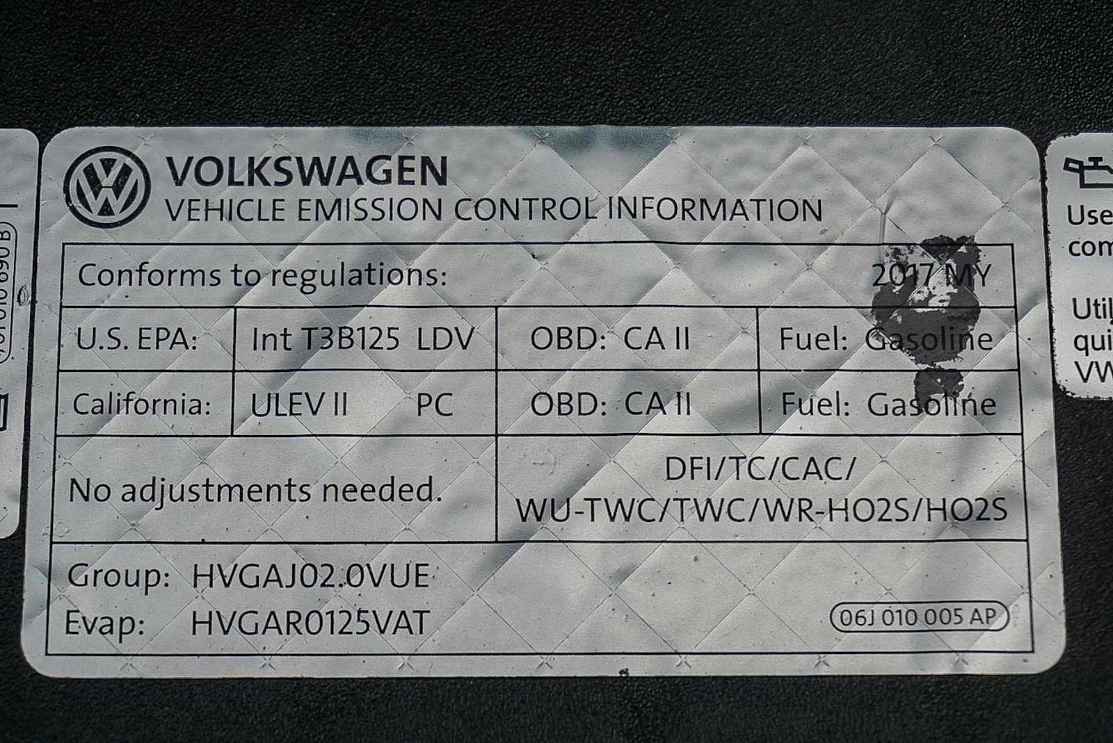 Thumbnail: 2017 Volkswagen Tiguan - 22