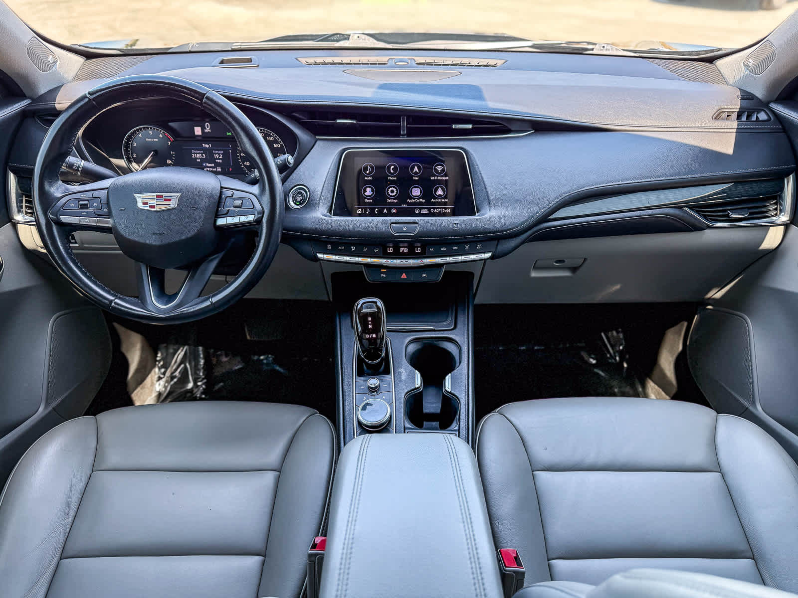 Thumbnail: 2020 Cadillac XT4 - 14