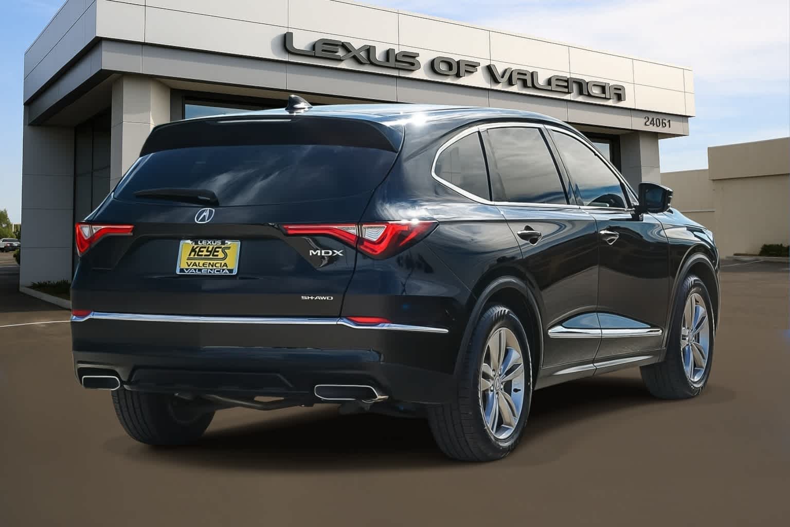 Thumbnail: 2023 Acura MDX - 4