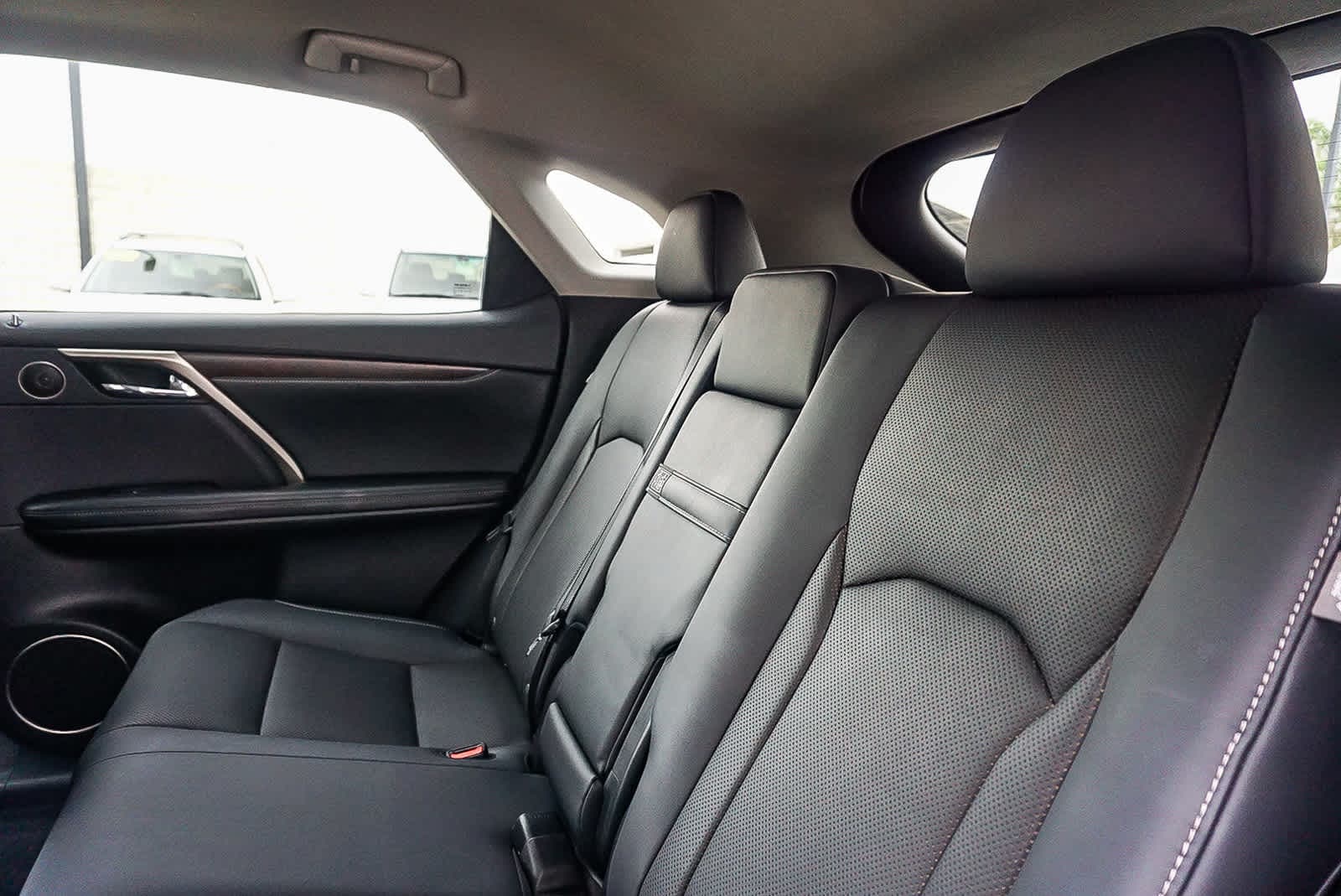 Thumbnail: 2020 Lexus RX - 19