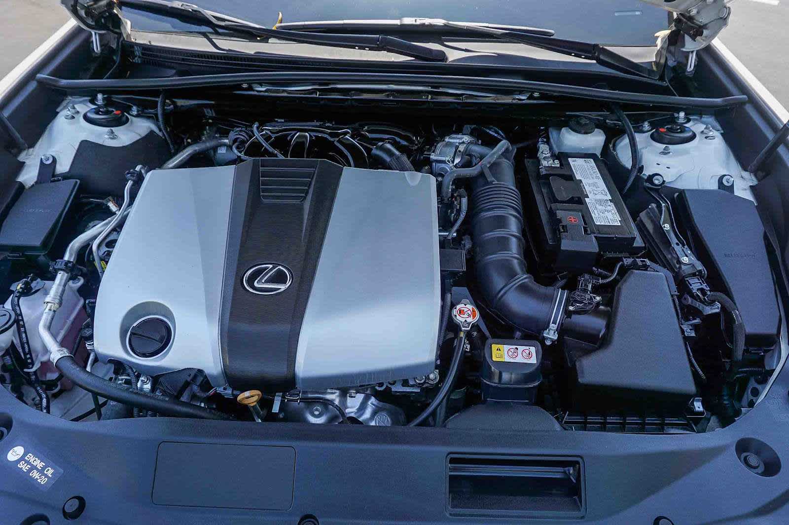 Thumbnail: 2022 Lexus ES - 27