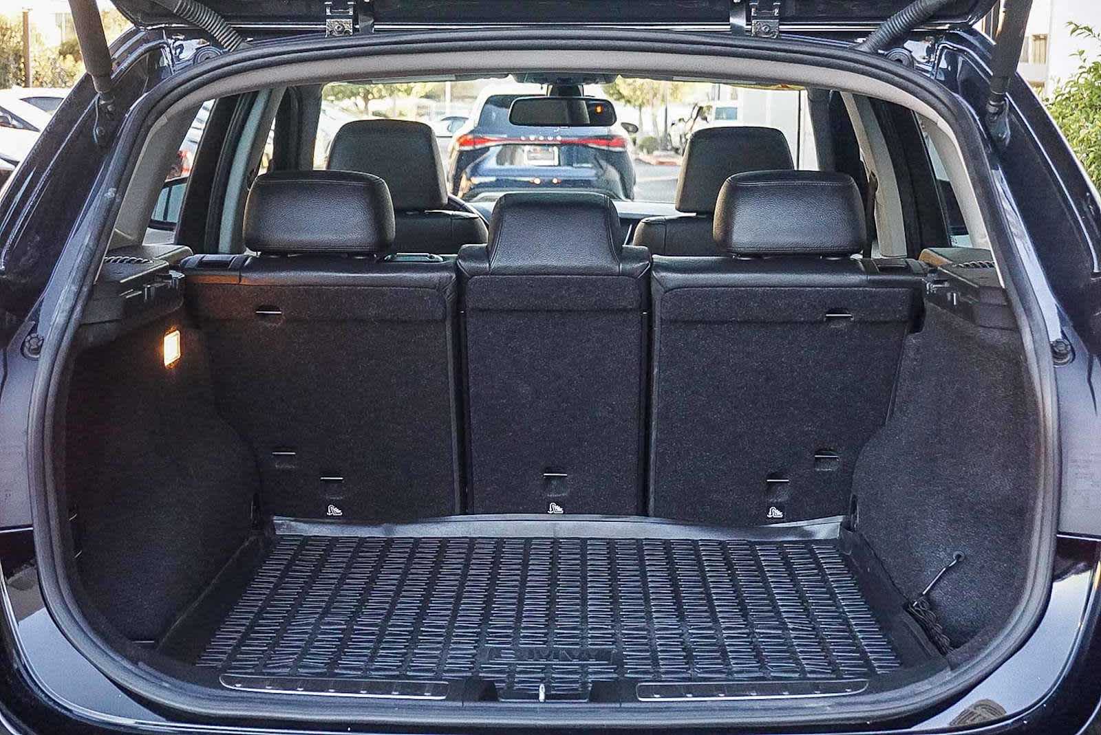 Thumbnail: 2015 BMW X1 - 26