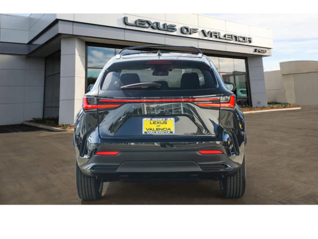 New 2025 Lexus NX PLUG-IN HYBRID ELECTRIC VEHICLE 450h+ LUXURY AWD 5-DOOR SUV 4X4