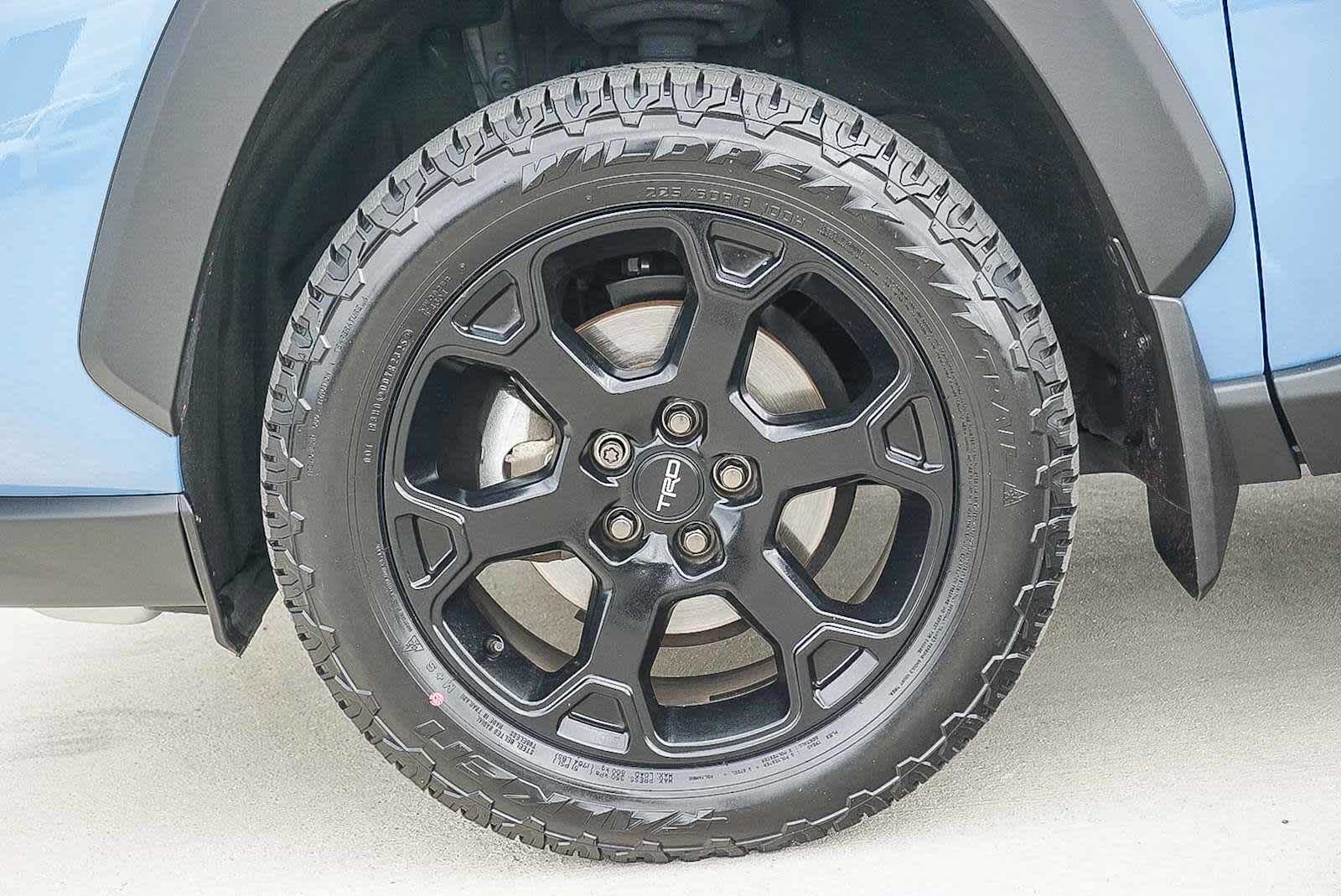 Thumbnail: 2022 Toyota RAV4 - 13