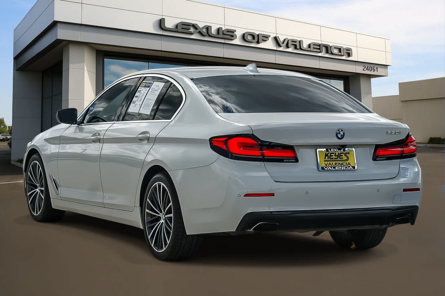 Thumbnail: 2021 BMW 5 Series - 4