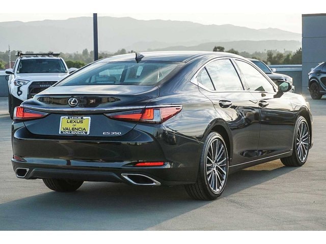 Thumbnail: 2025 Lexus ES - 4
