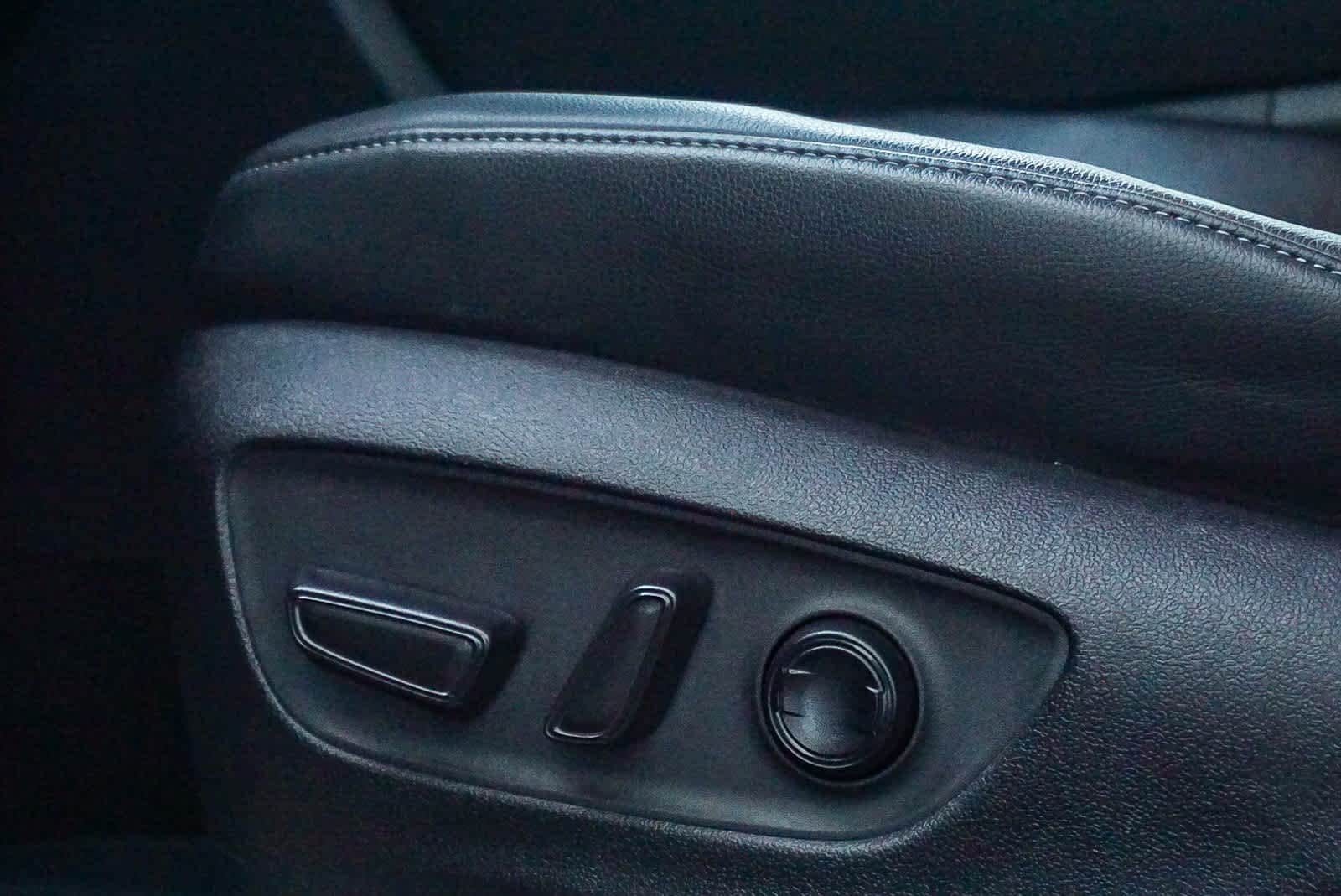 Thumbnail: 2024 Toyota Highlander - 22