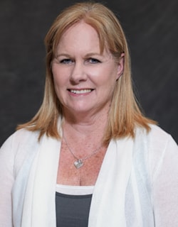 Staff member Julie Beck from ID_ce89fb509547