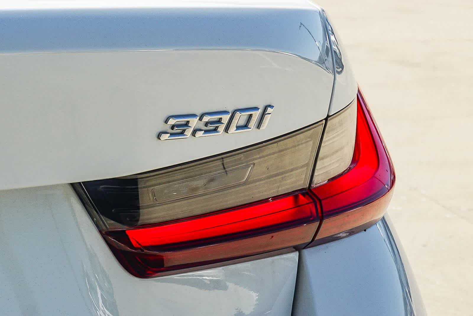 Thumbnail: 2023 BMW 3 Series - 11