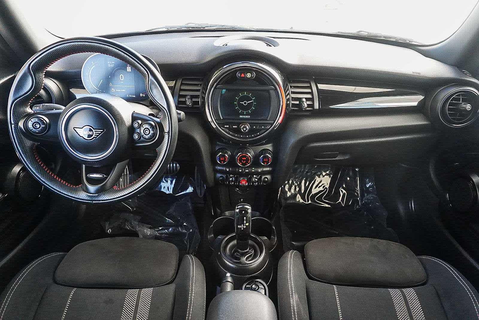 Thumbnail: 2021 MINI Cooper Hardtop - 14