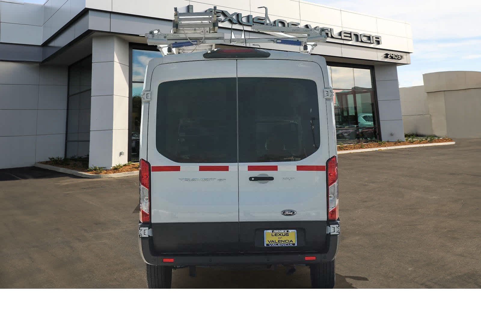 2018 Ford Transit photo 2