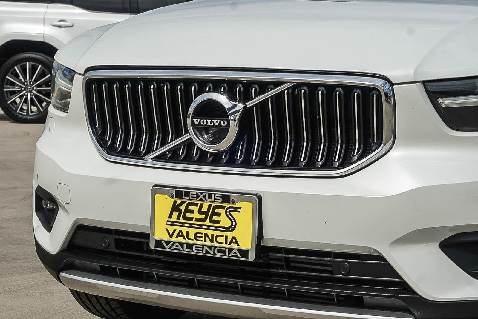 2022 Volvo XC40 T5 AWD Inscription photo 3