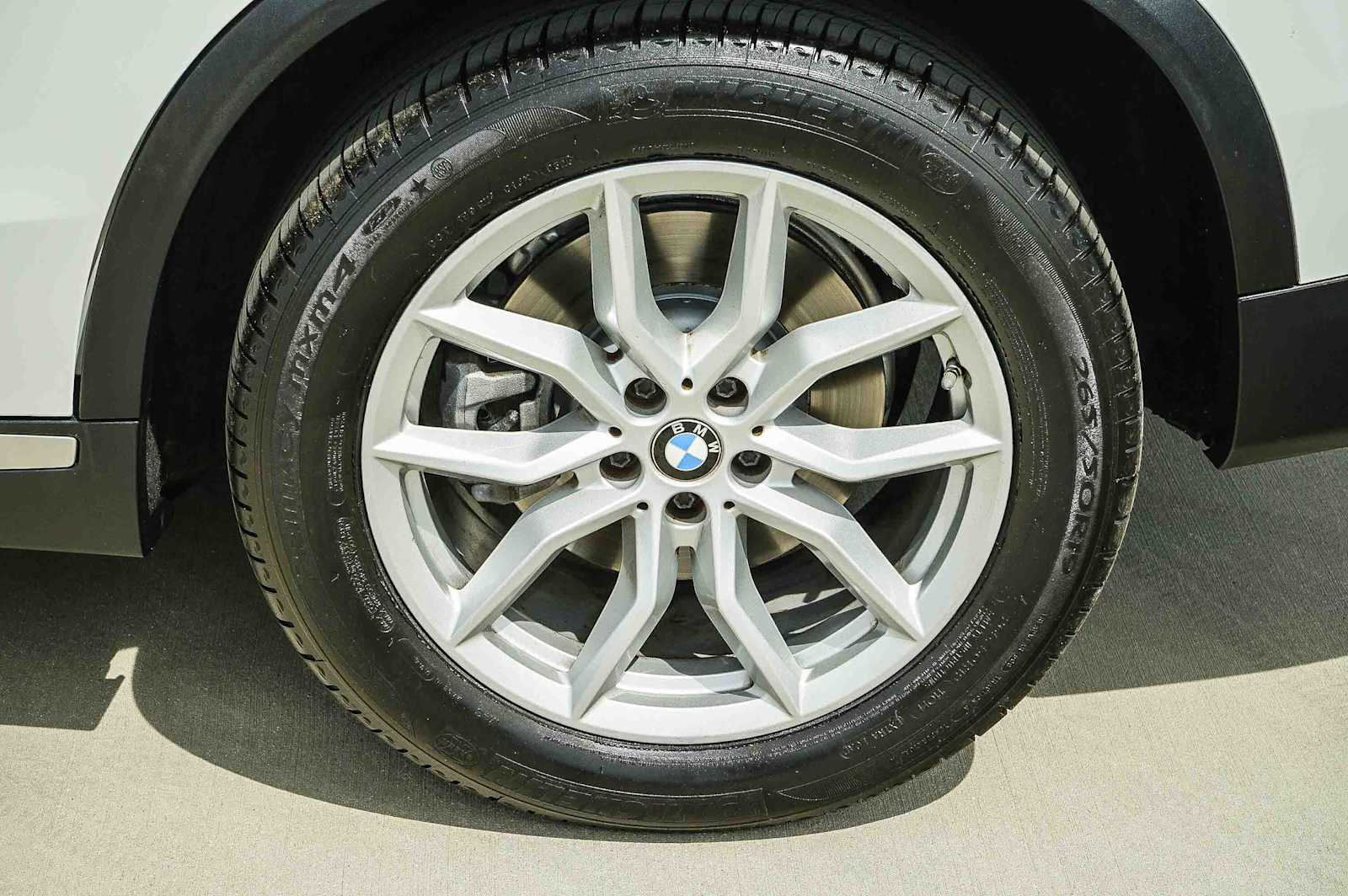 Thumbnail: 2021 BMW X5 - 9