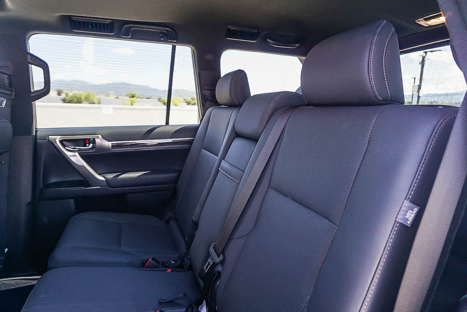 Thumbnail: 2022 Lexus GX - 19