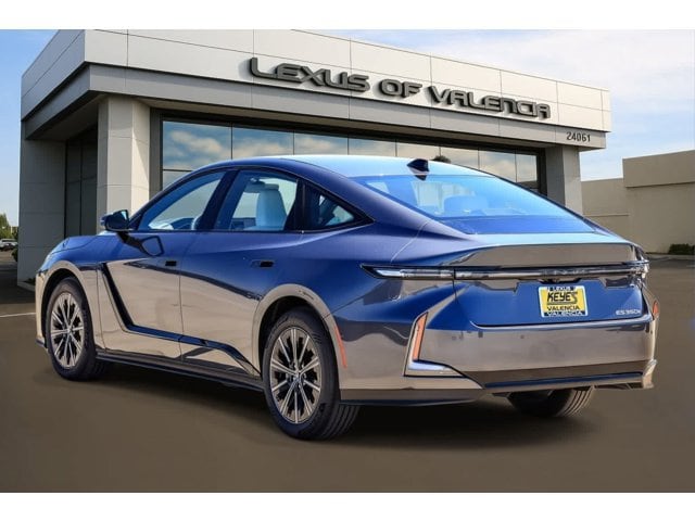 Thumbnail: 2026 Lexus ES - 2