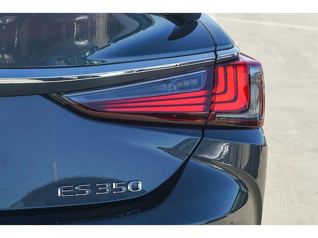 Thumbnail: 2025 Lexus ES - 18