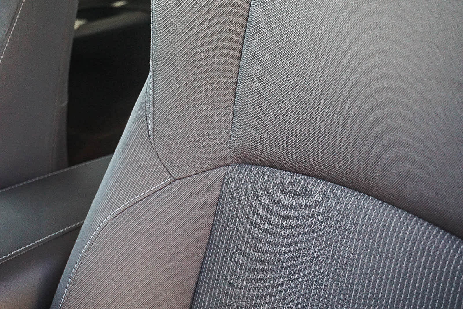 Thumbnail: 2021 Toyota Venza - 26