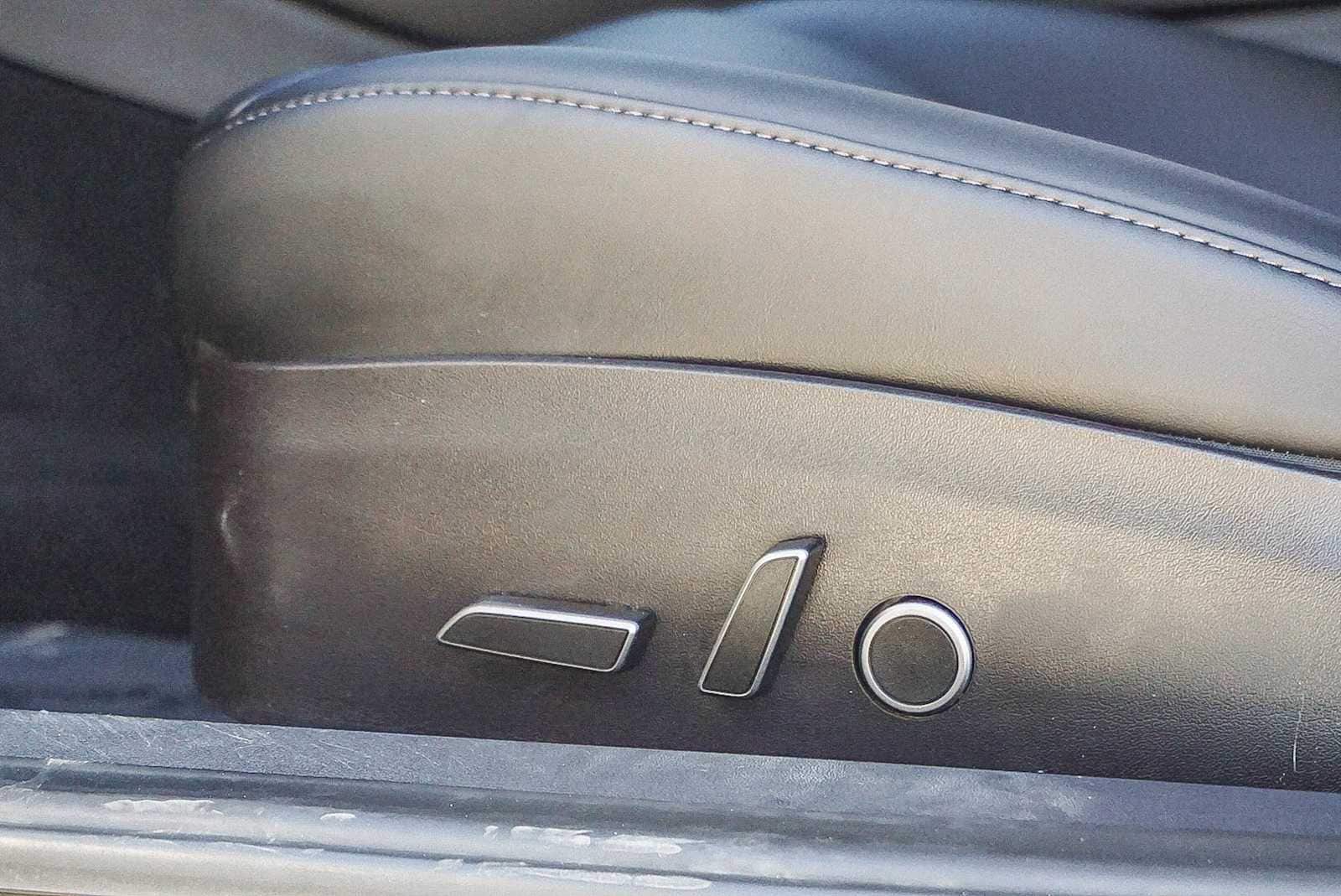 Thumbnail: 2022 Tesla Model 3 - 26