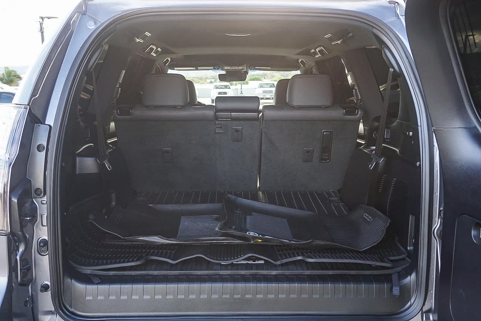 Thumbnail: 2020 Lexus GX - 28