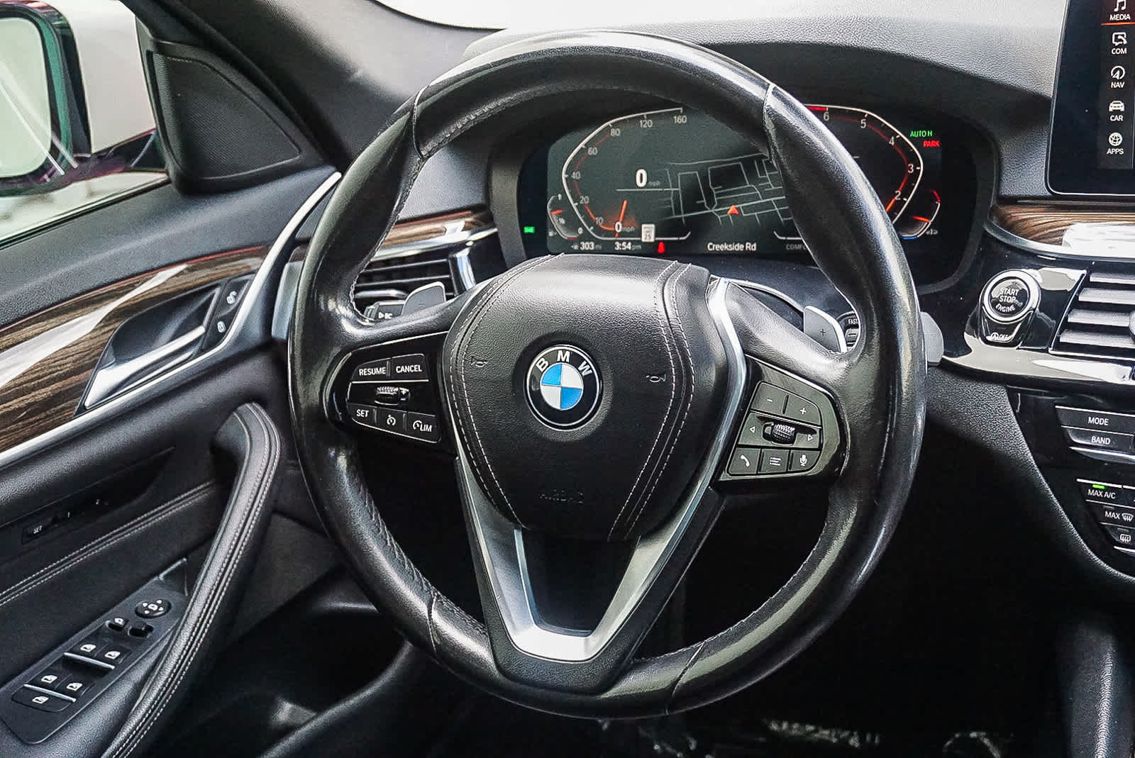 Thumbnail: 2021 BMW 5 Series - 13