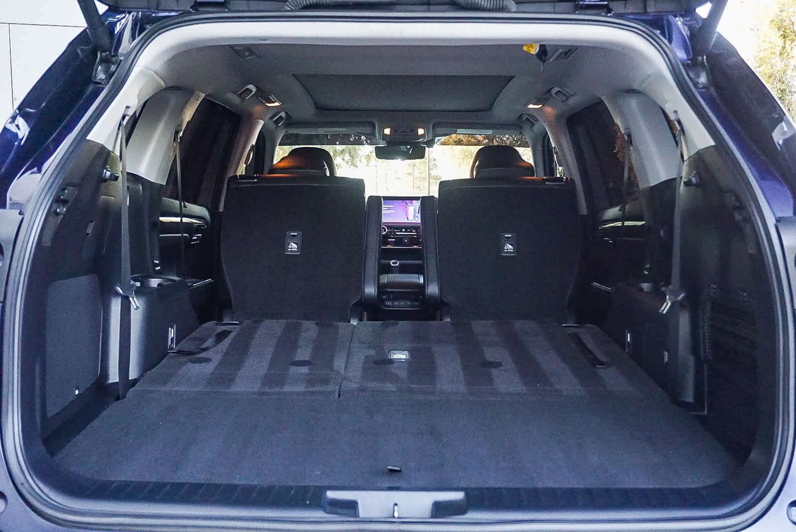 Thumbnail: 2024 Toyota Highlander - 28