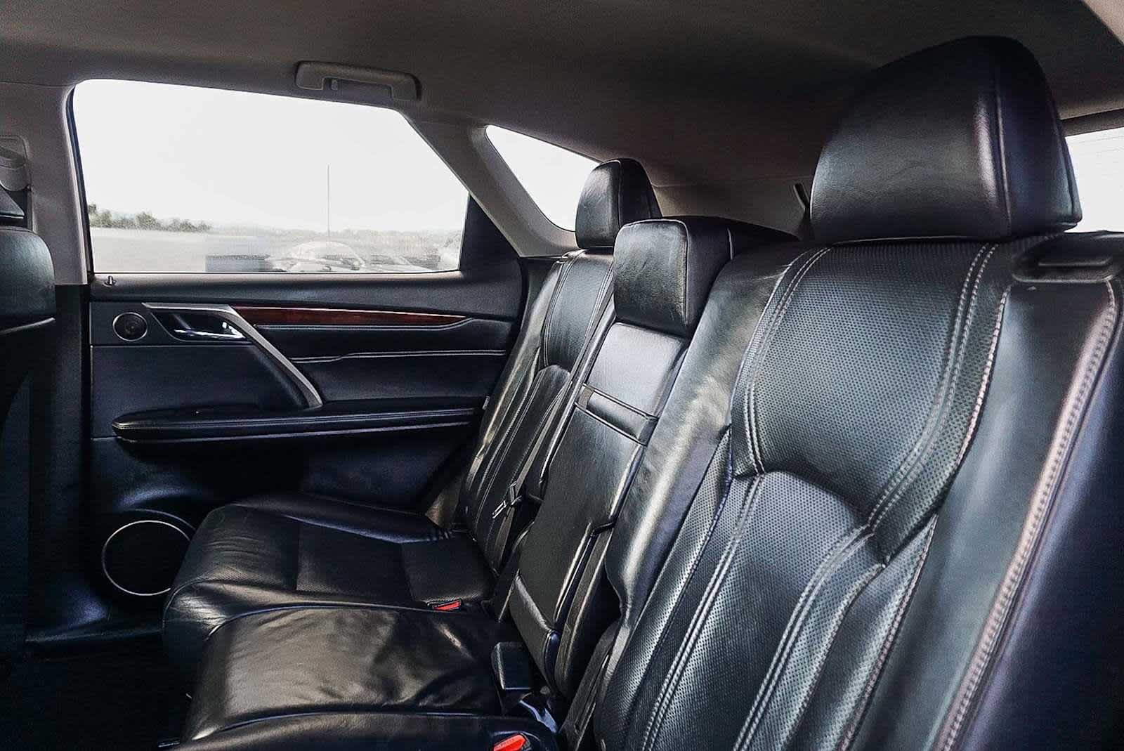 Thumbnail: 2018 Lexus RX - 19