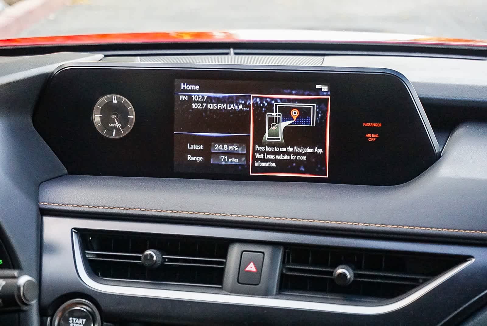 Thumbnail: 2022 Lexus UX - 15