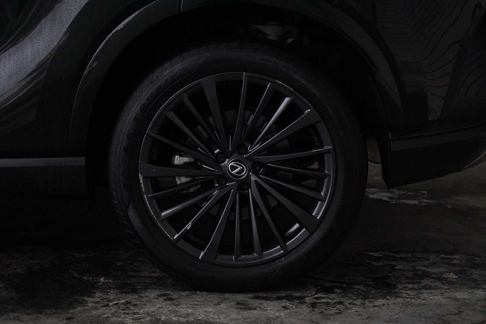 Thumbnail: 2025 Lexus RX - 15