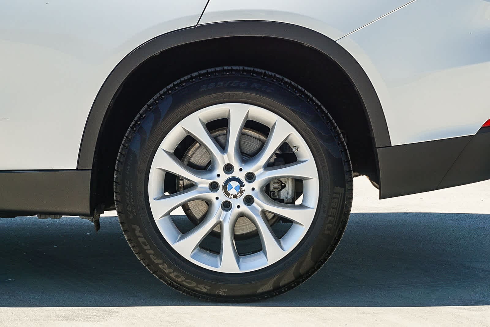 Thumbnail: 2016 BMW X5 - 10