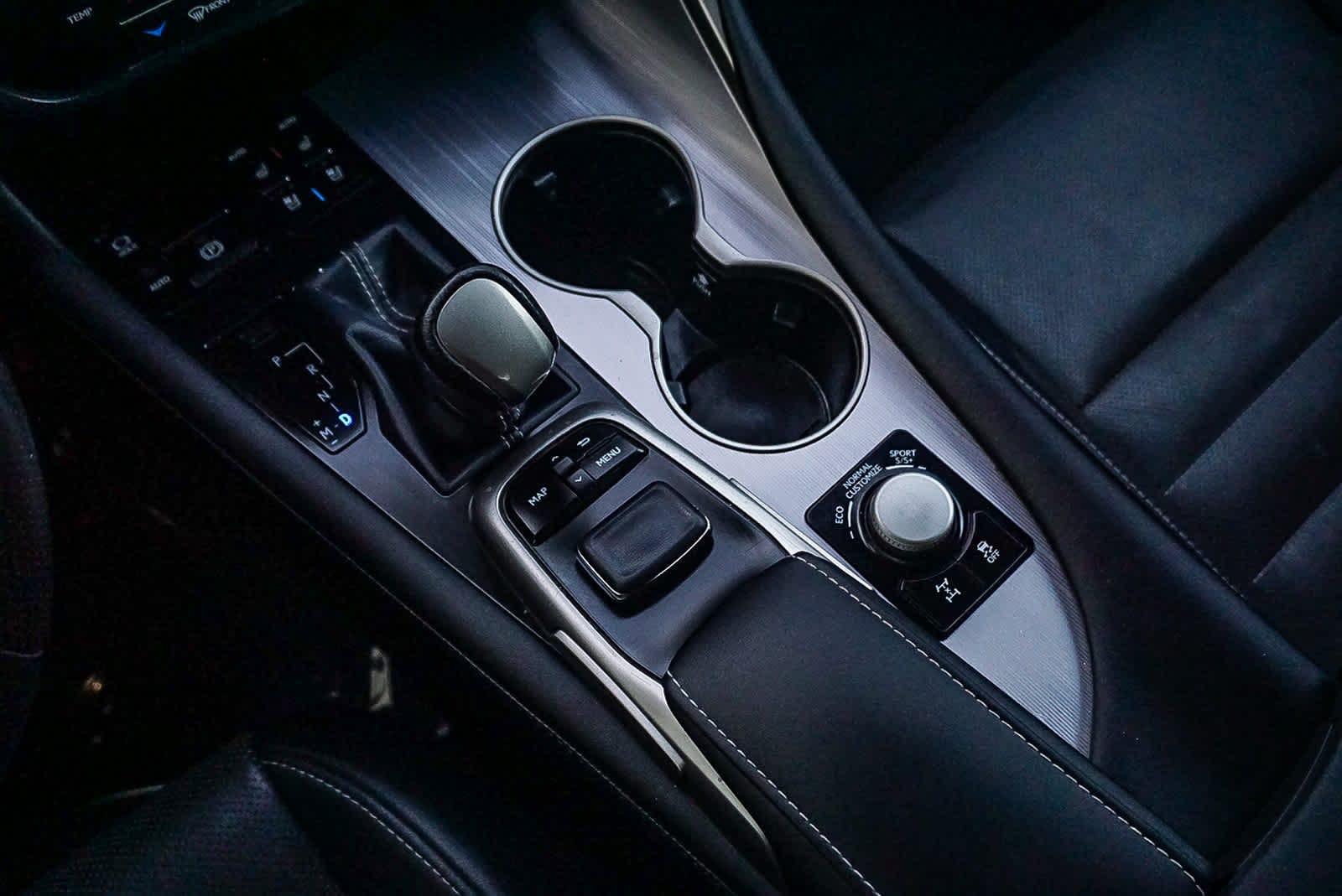 Thumbnail: 2019 Lexus RX - 24