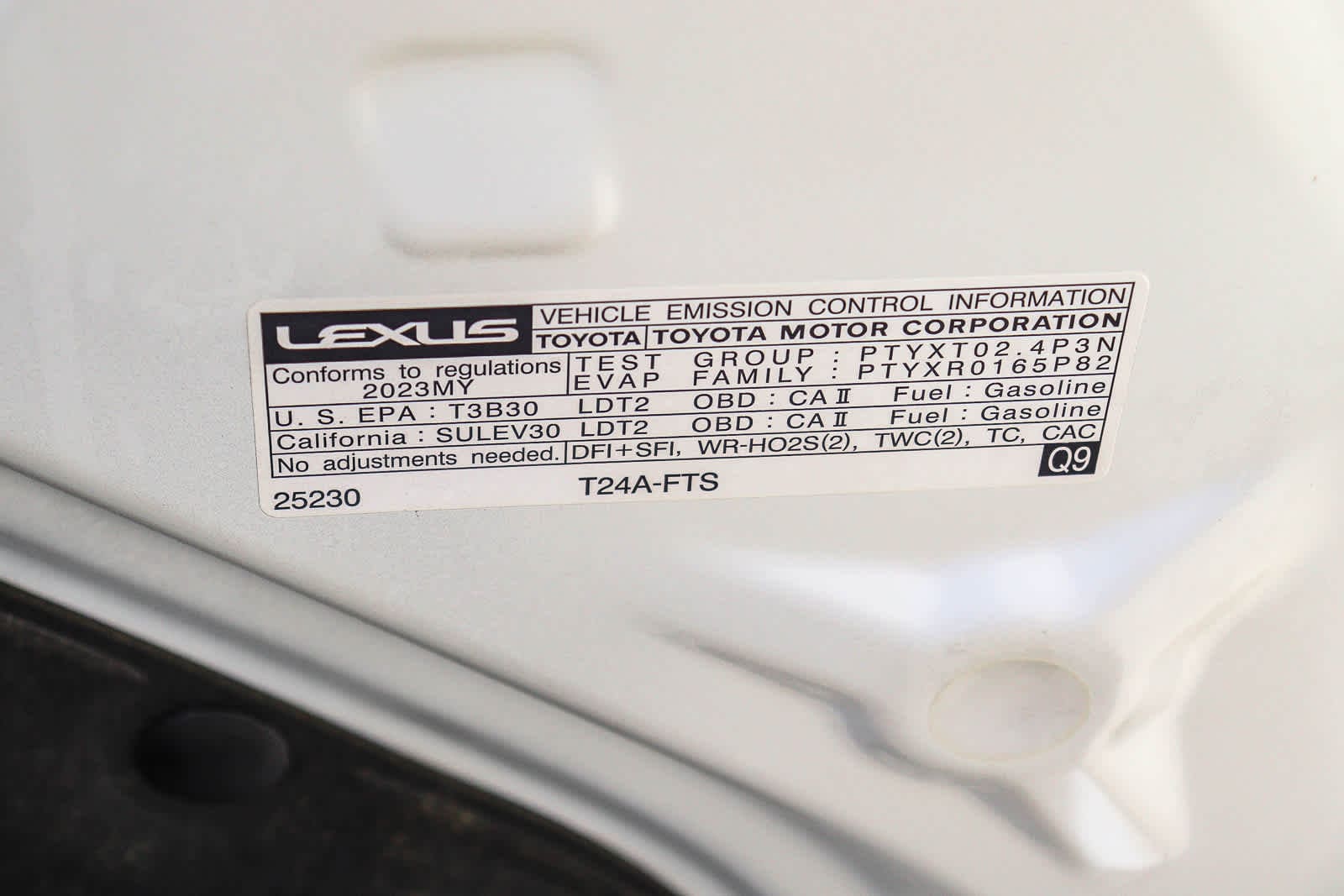 Thumbnail: 2023 Lexus RX - 28