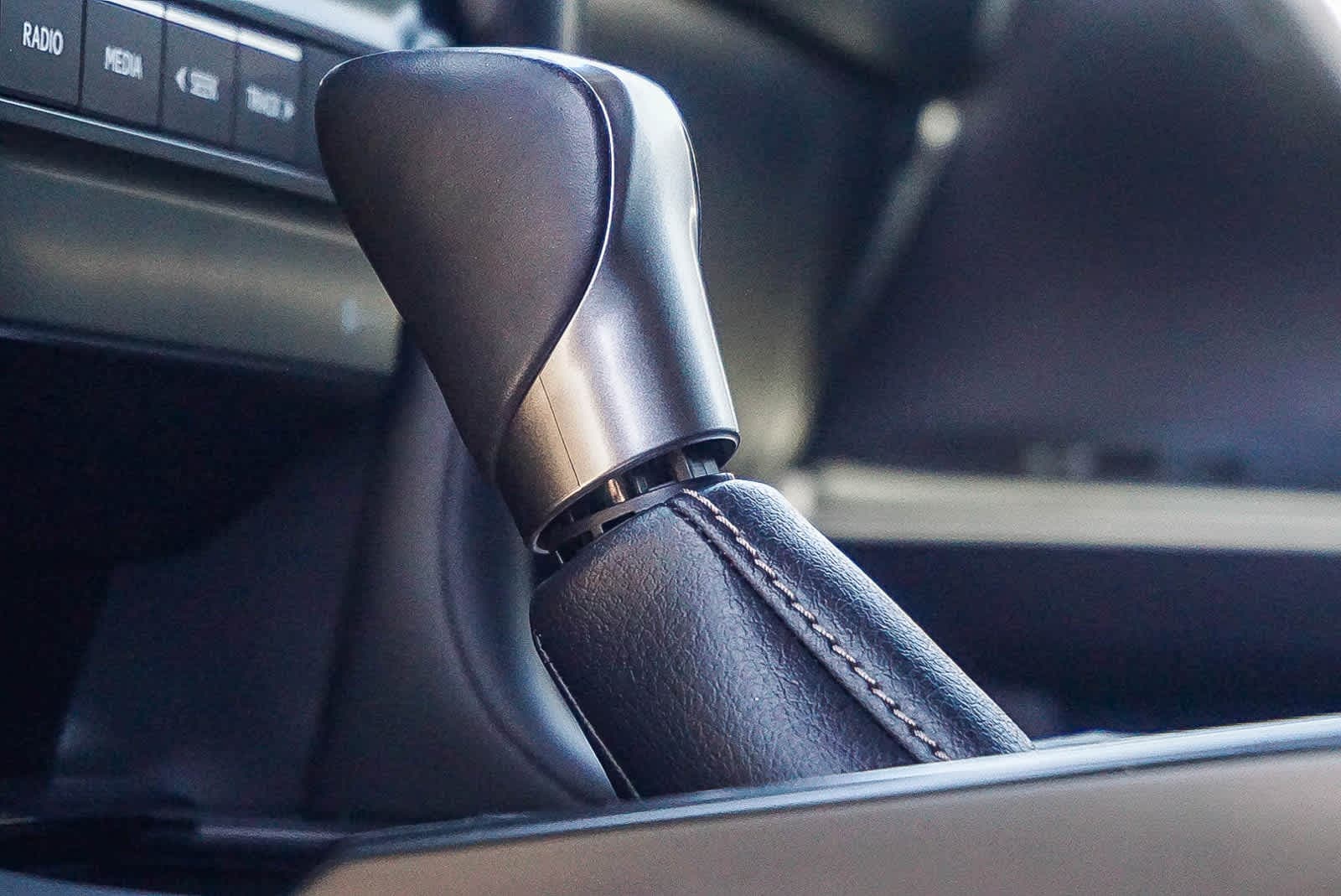 Thumbnail: 2022 Lexus GX - 21