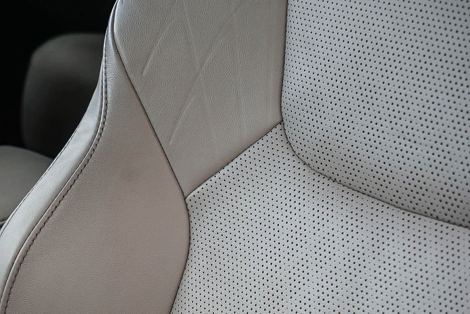 Thumbnail: 2024 Lexus RX - 25