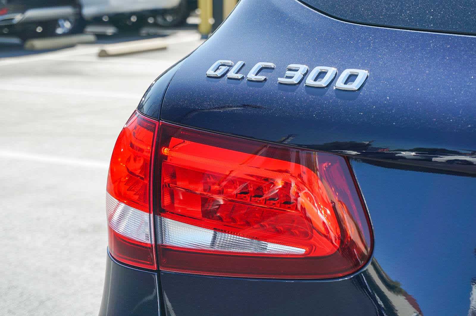 Thumbnail: 2016 Mercedes-Benz GLC - 11