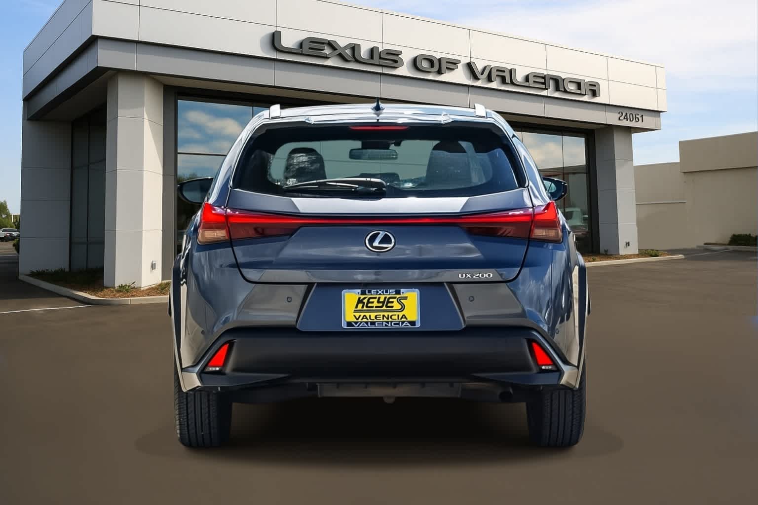 2022 LEXUS UX 200 photo 4