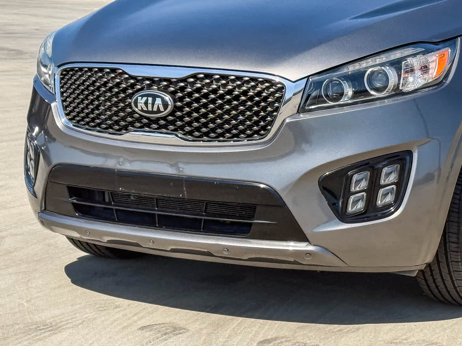 Thumbnail: 2016 Kia Sorento - 8
