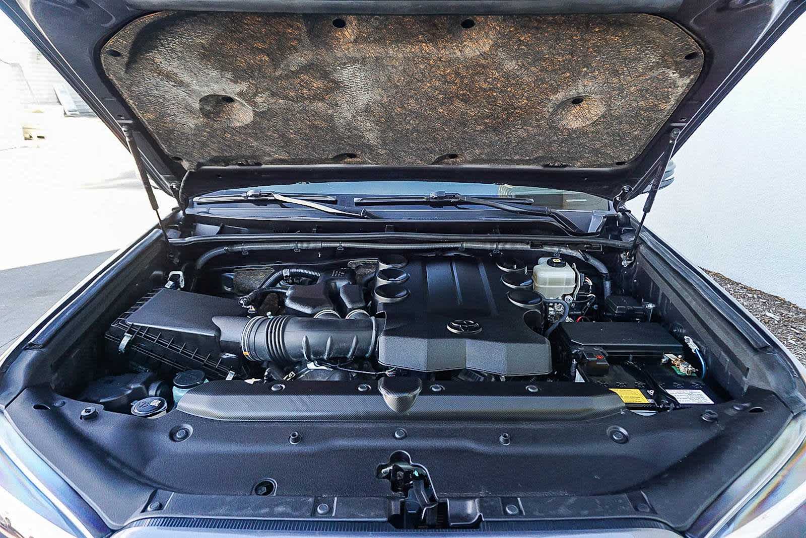 Thumbnail: 2022 Toyota 4Runner - 28